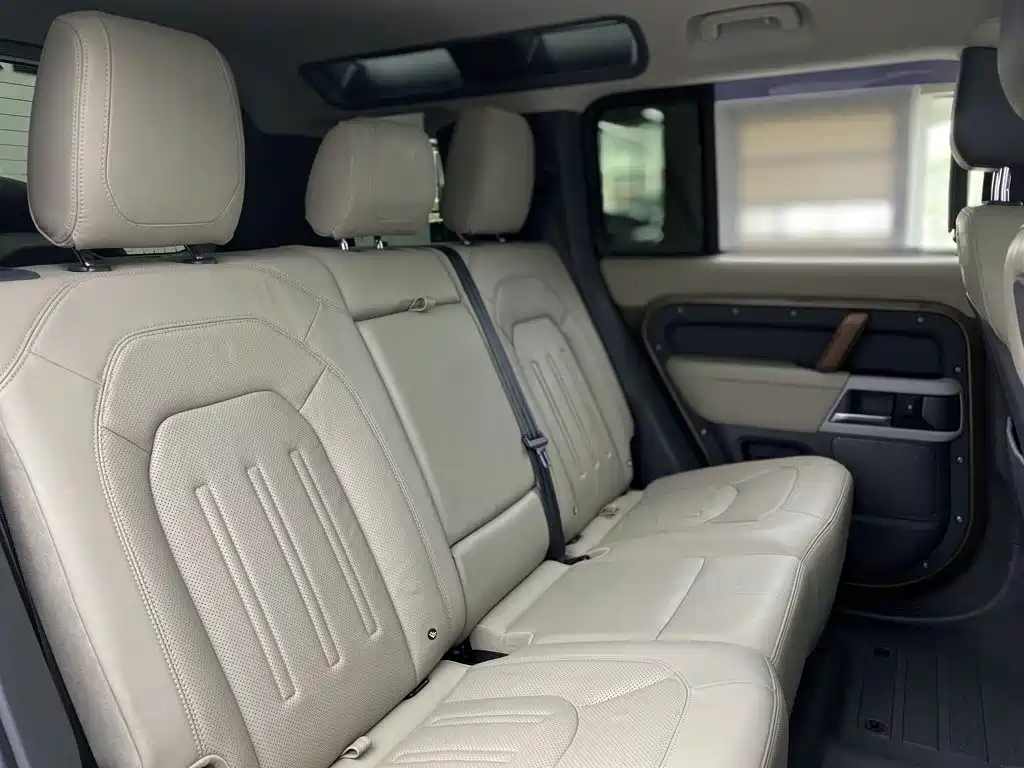 Land Rover Defender 2020 110 P400 HSE