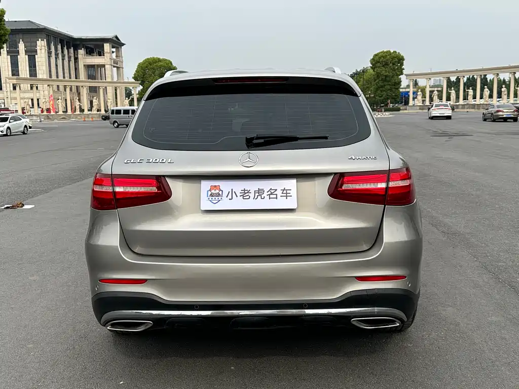 Mercedes-Benz GLC 2019 GLC 300 L 4MATIC Dynamic Edition