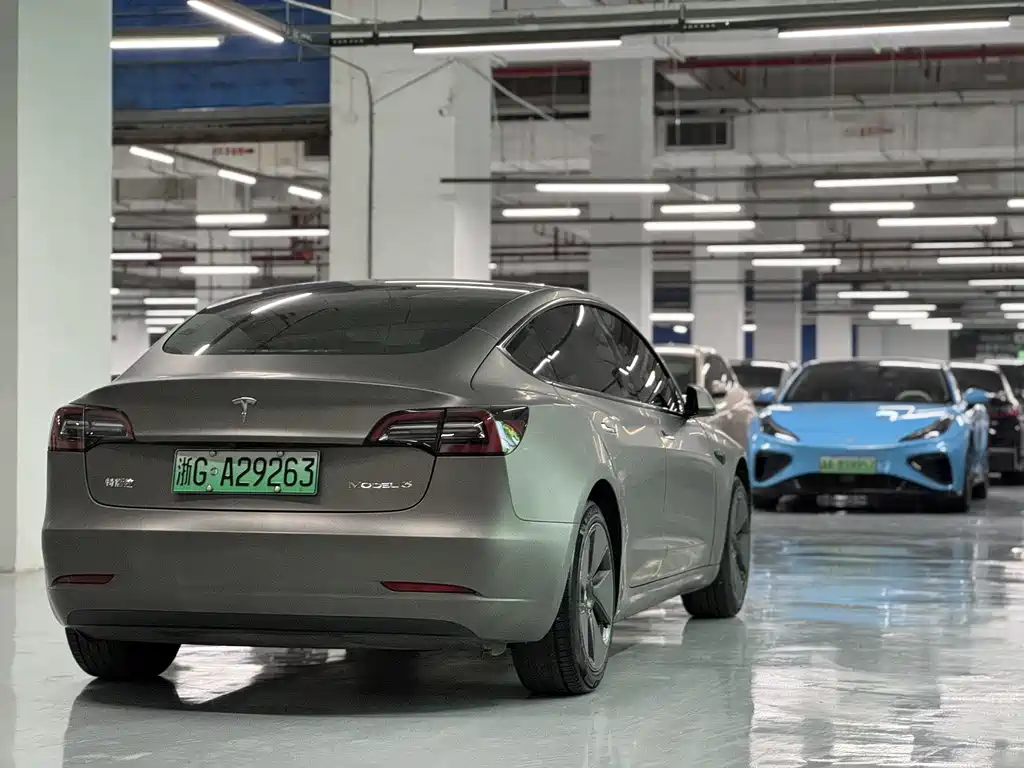Model 3 Rear-Wheel Drive 2022
