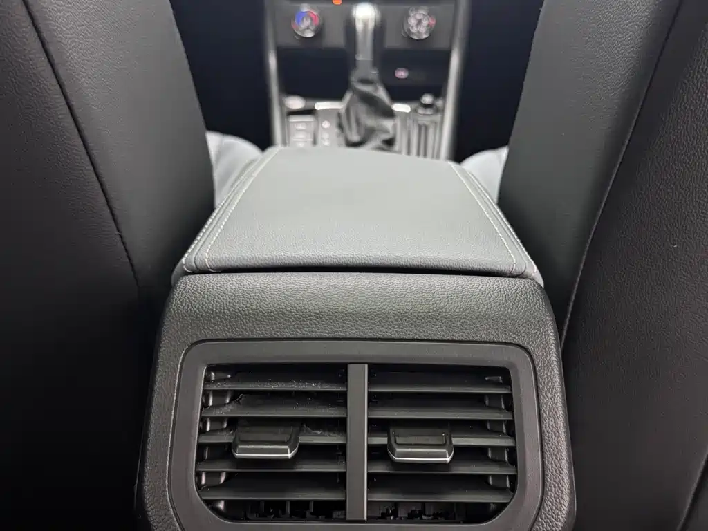 Lingyi 2023 Model 1.5L Automatic Five Million Edition