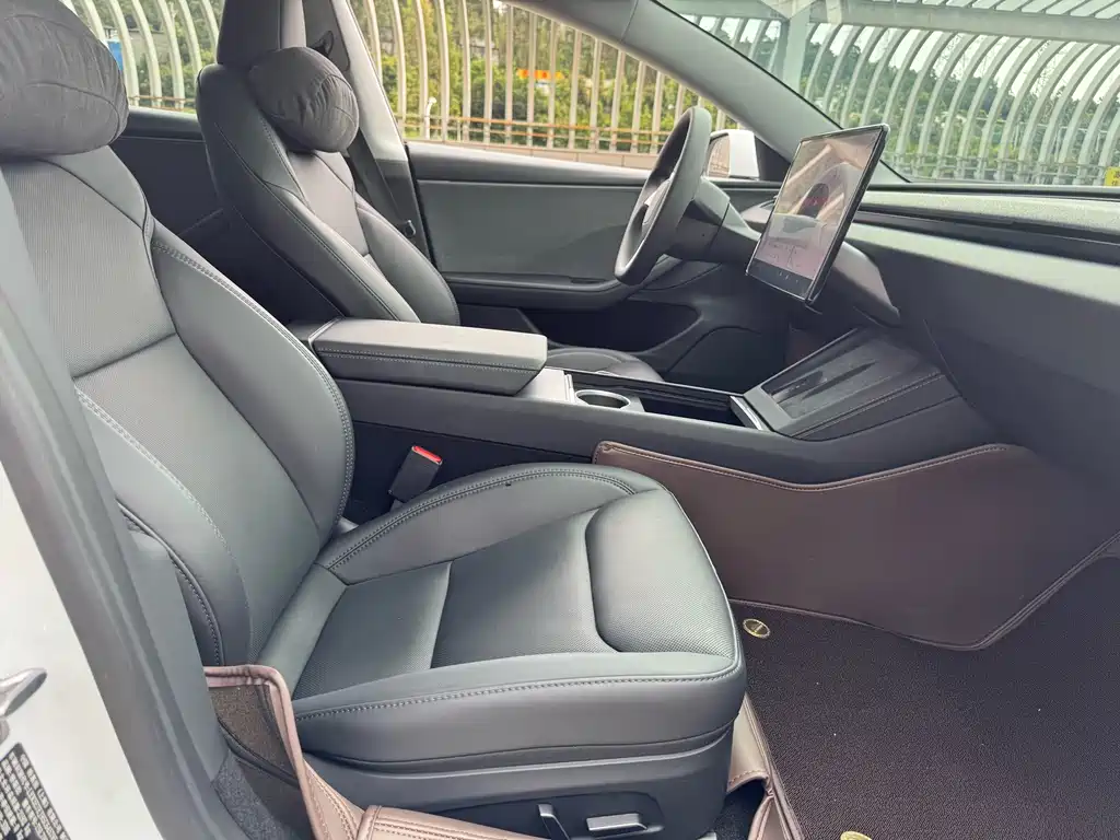 Model 3 Long Range Rear-Wheel Drive 2025 Edition
