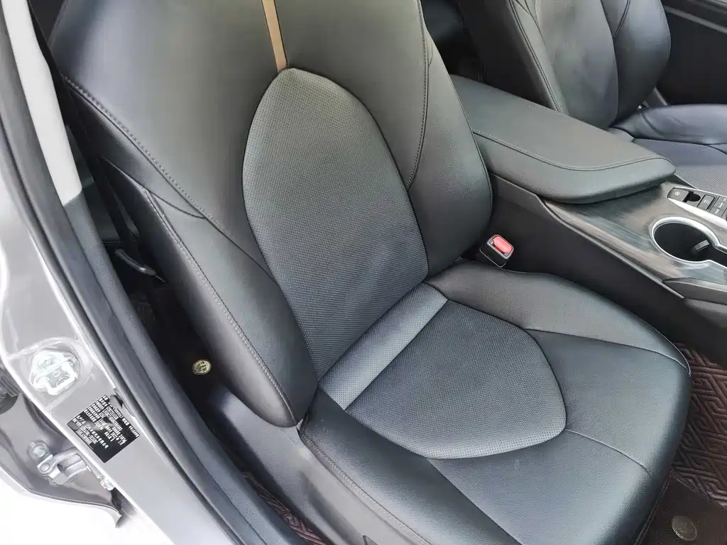 Camry 2021 2.5G Luxury Edition