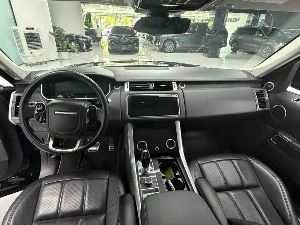 Range Rover Sport Hybrid 2020款 P400e SE
