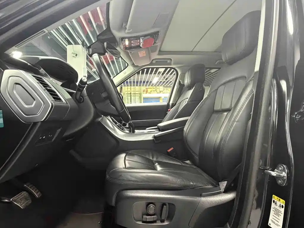 Range Rover Sport Hybrid 2020款 P400e SE