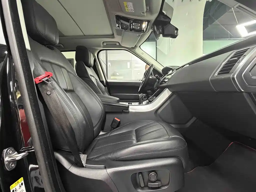 Range Rover Sport Hybrid 2020款 P400e SE
