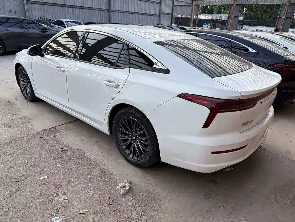 Benteng B70 2022 3rd Generation 1.5T Automatic LeXiang Model