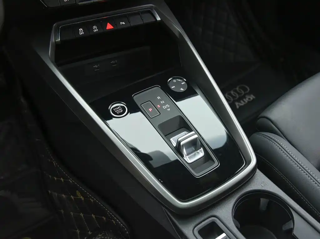 Audi A3 2021 Limo 35 TFSI Fashion Elegance Edition