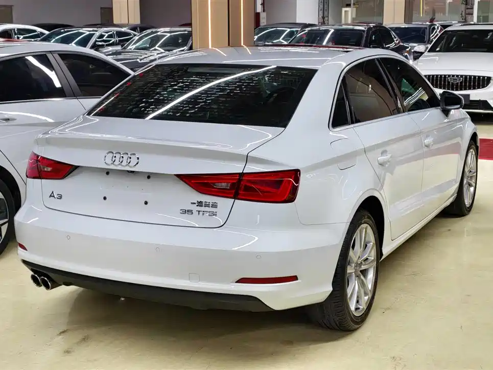 Audi A3 2016 Limousine 35 TFSI Style Edition