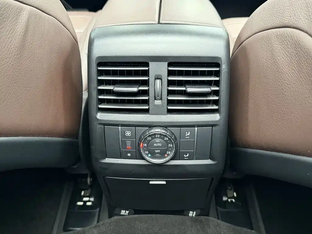 Mercedes-Benz M-Class AMG 2012 Model AMG ML 63