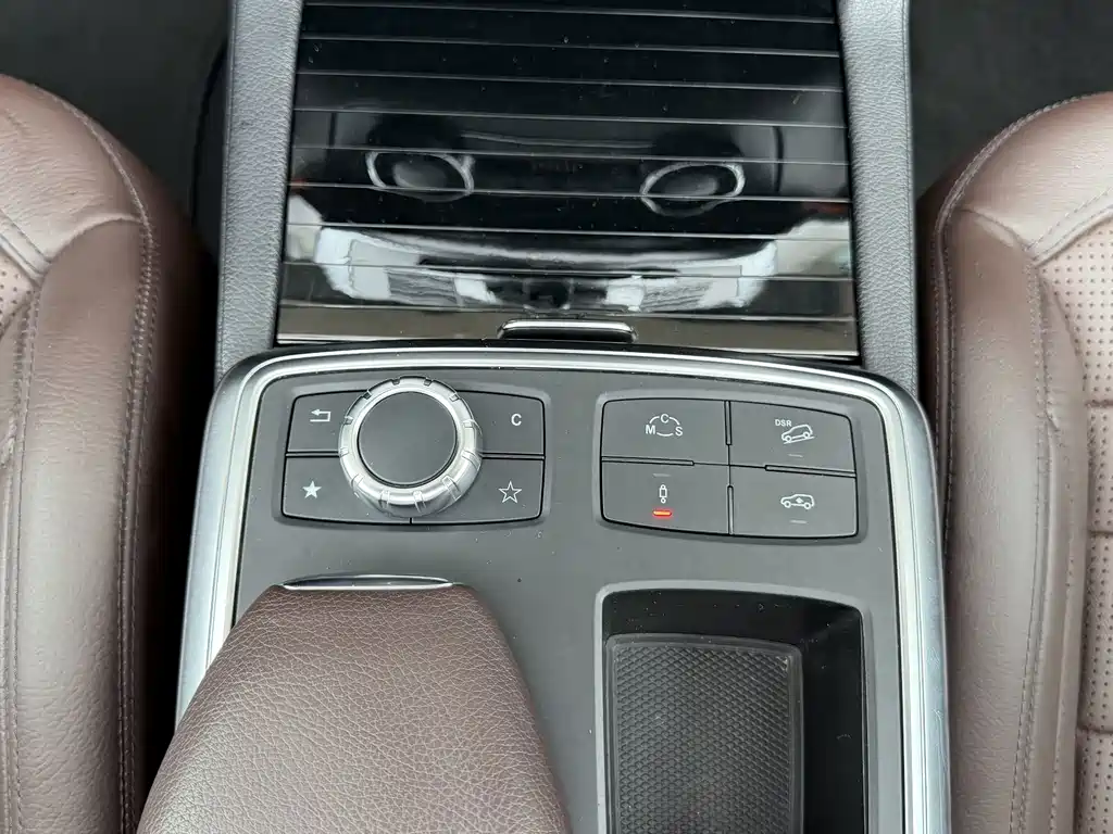 Mercedes-Benz M-Class AMG 2012 Model AMG ML 63