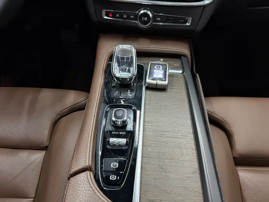 Volvo S90 2021 B5 Smart Luxury Edition