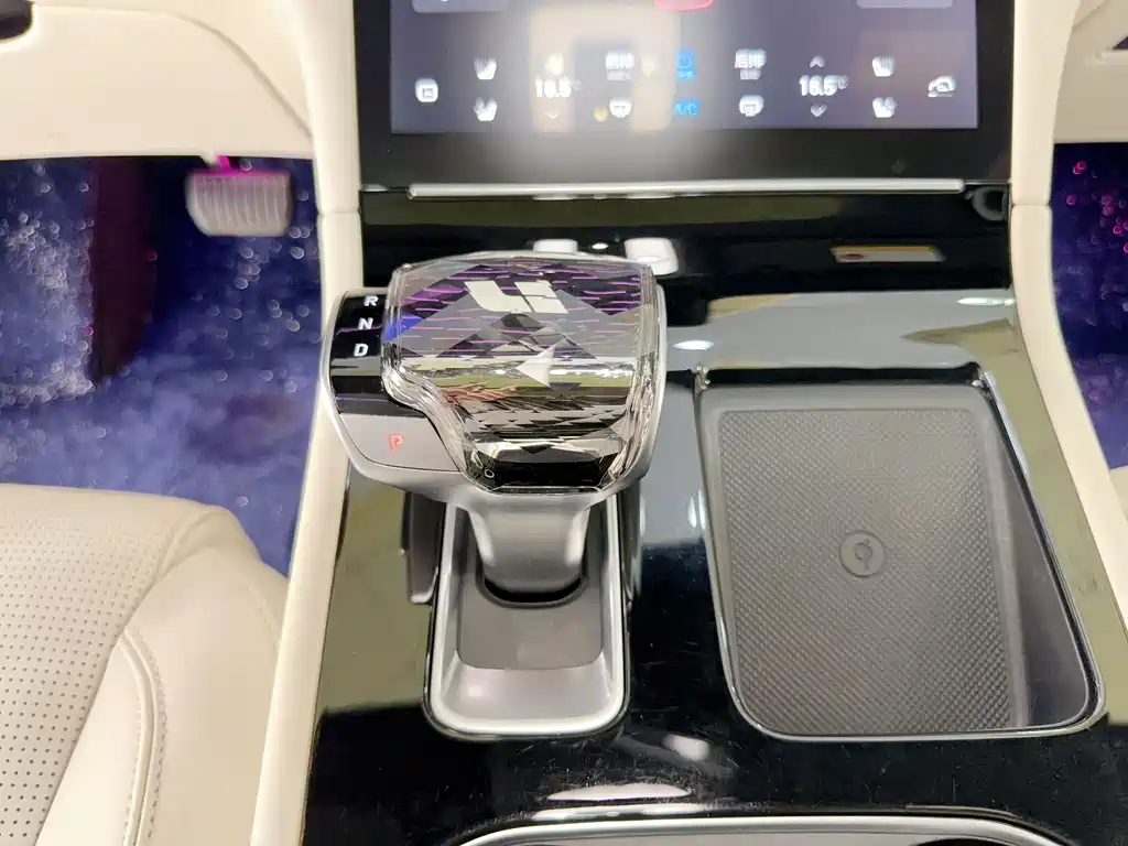 Lemon ONE 2021 Model, Extended Range 6-Seat Edition