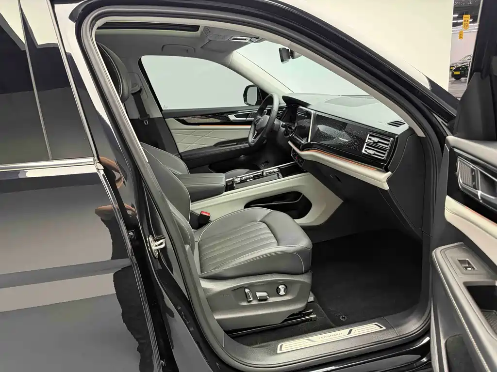 Tayron 2023 380TSI 4x4 Premium Luxury Edition
