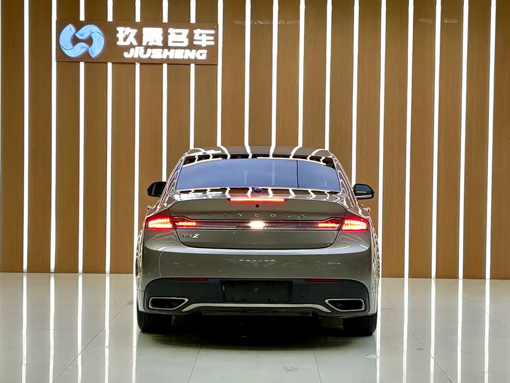 Lincoln MKZ 2019 2.0T Grand Touring Edition National V