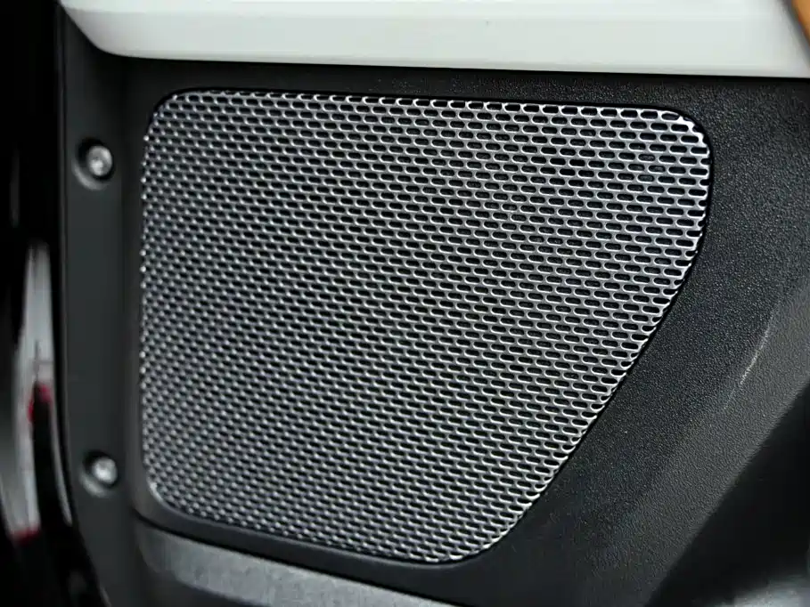 Land Rover Defender 2024 110 3.0T P400 X-DYNAMIC HSE
