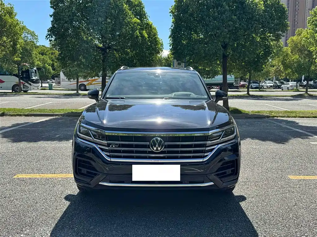 Touareg 2021 3.0 TSI Rishang Edition Classic Sport Package