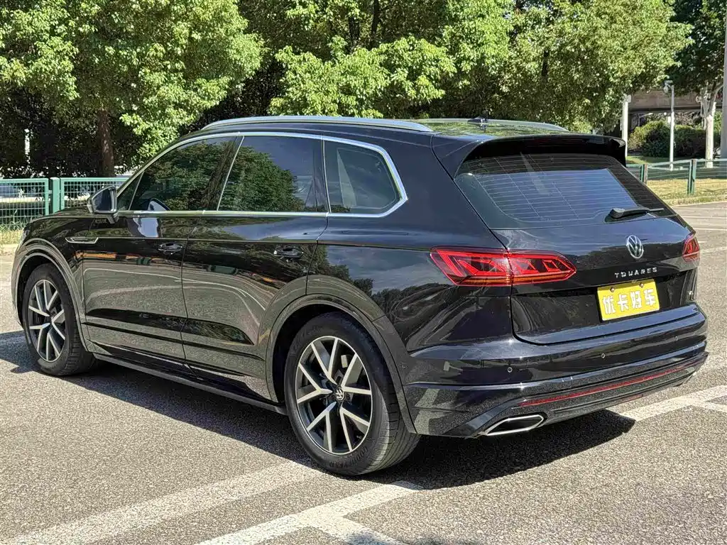 Touareg 2021 3.0 TSI Rishang Edition Classic Sport Package