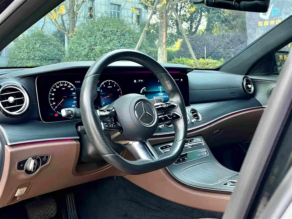 Mercedes-Benz E-Class 2022 Facelift E 300 L Sporty and Stylish Edition