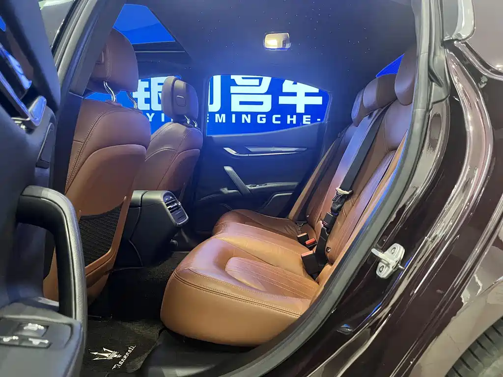 Ghibli 2018 3.0T Standard Edition