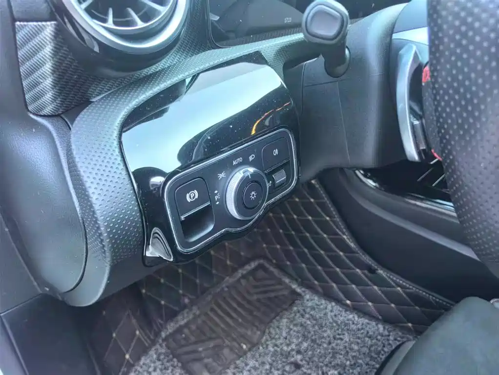 Mercedes-Benz A-Class 2023 A 200 L Fashion Edition
