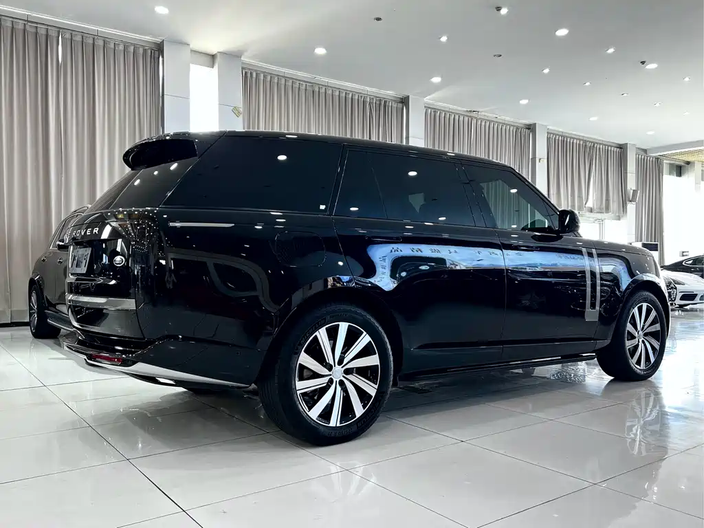 Range Rover 2024 Edition 3.0 L6 400PS Grand Extended 7-seater