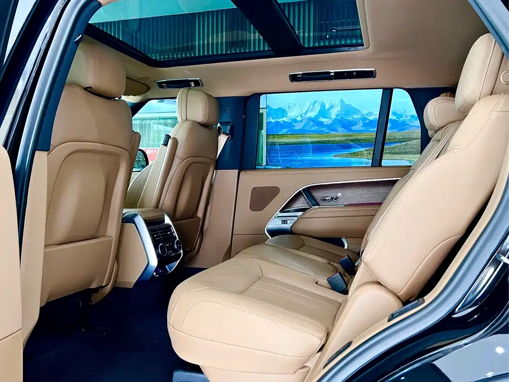 Range Rover 2024 Edition 3.0 L6 400PS Grand Extended 7-seater