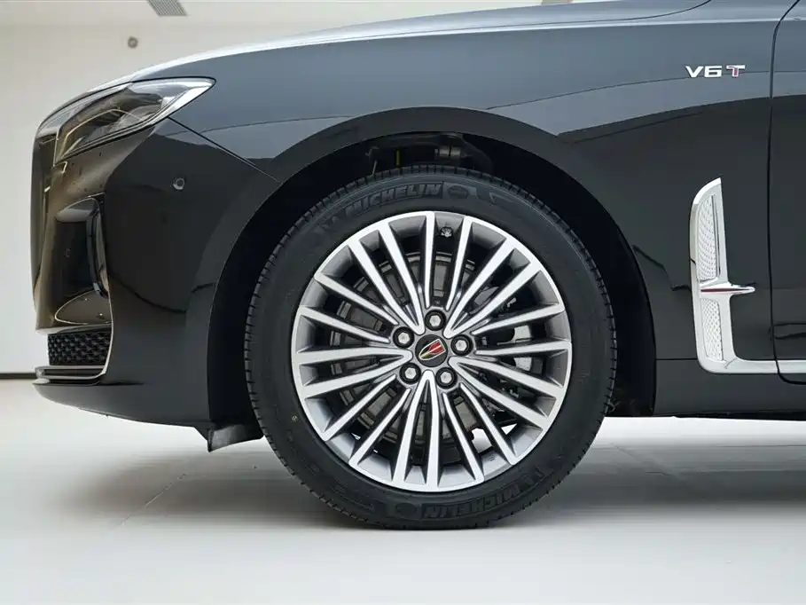 Hongqi H9 2021 Model 2.5T Official Version