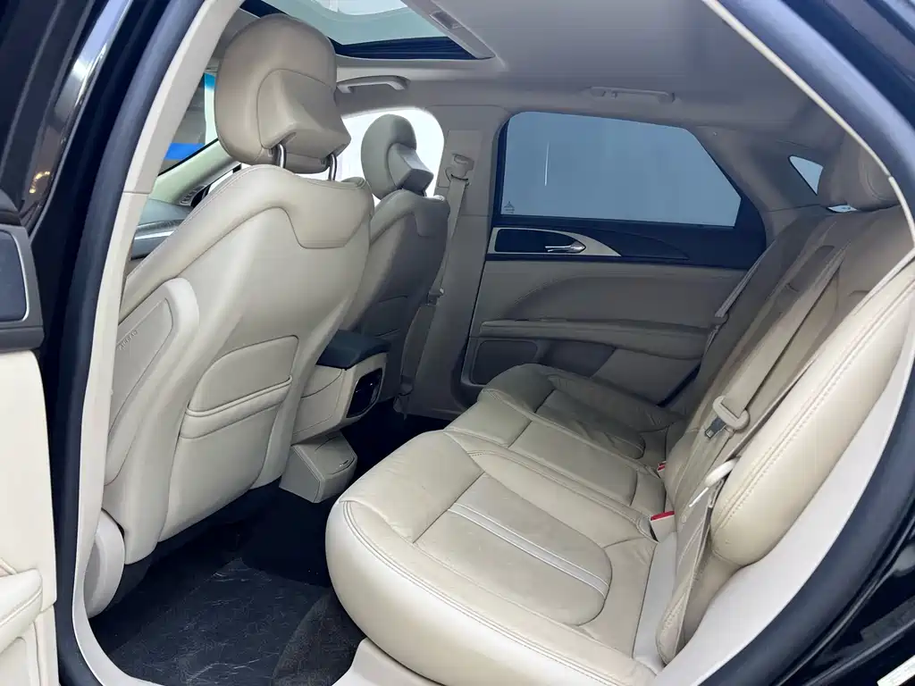 Lincoln MKZ 2018 2.0T Grand Touring Edition