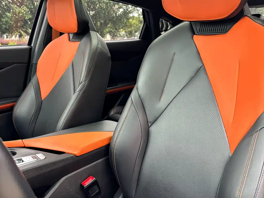Changan UNI-V 2022 Model 1.5T Prestige Edition