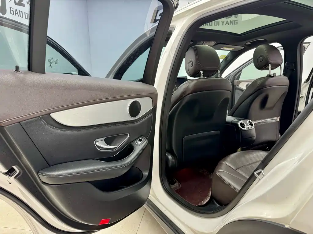 Mercedes-Benz GLC 2018 GLC 200 4MATIC