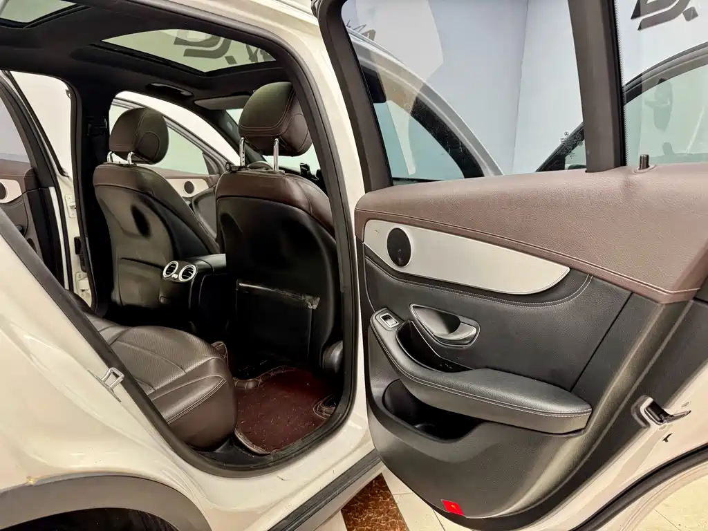Mercedes-Benz GLC 2018 GLC 200 4MATIC