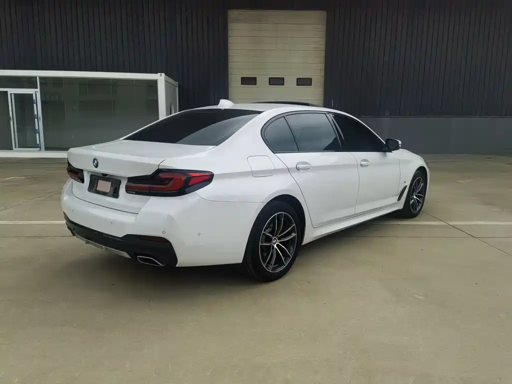 BMW 5 Series 2022 Model Facelift 525Li M Sport Package