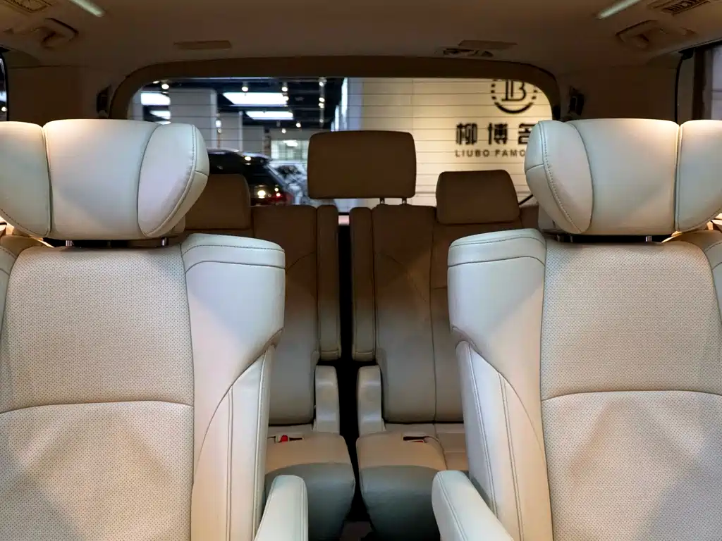 Alphard 2015 Luxury Edition