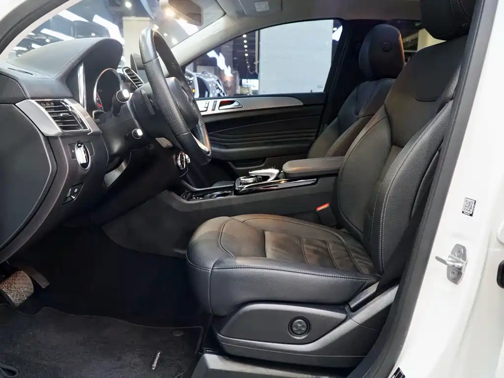 Mercedes-Benz GLE Coupe 2017 GLE 400 4MATIC Coupe SUV