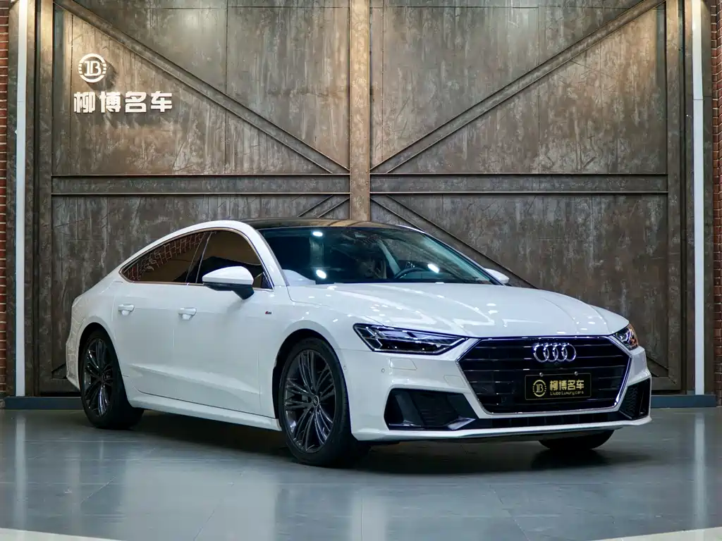 Audi A7 2022 model 45 TFSI Premium Selection