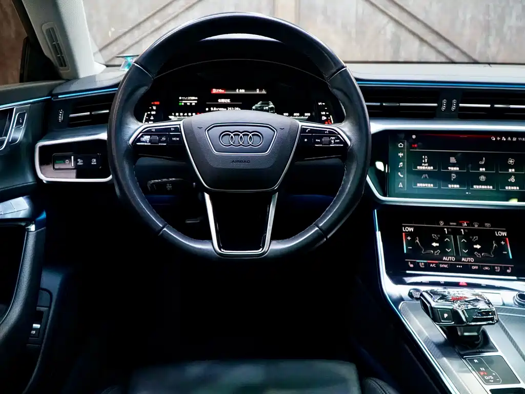 Audi A7 2022 model 45 TFSI Premium Selection