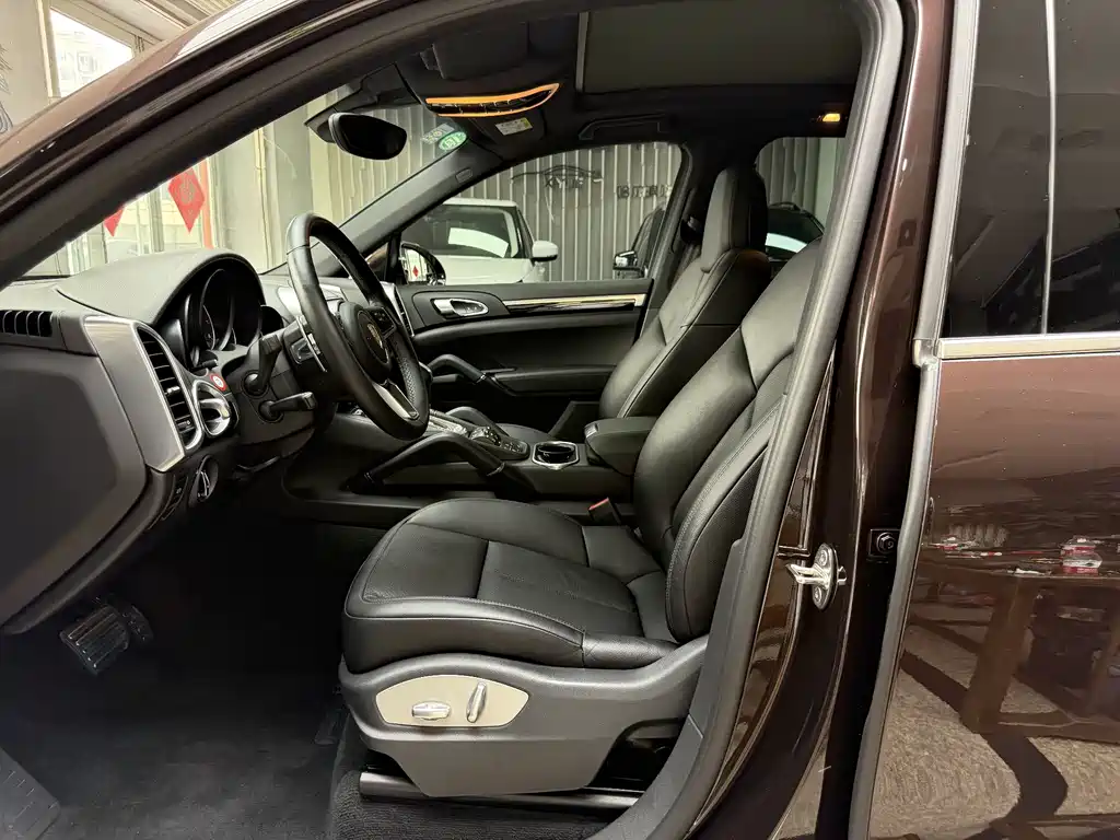 Cayenne 2015 Model Cayenne 3.0T