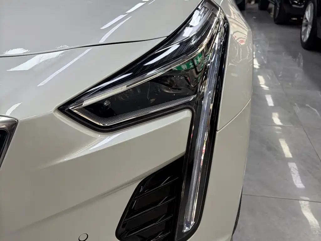 Cadillac CT6 2021 28T Luxury Edition
