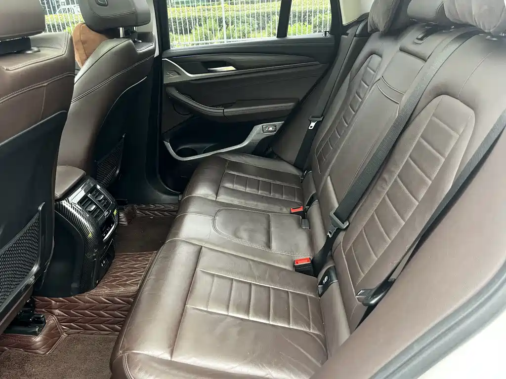 BMW X3 2021 xDrive28i Luxury Package