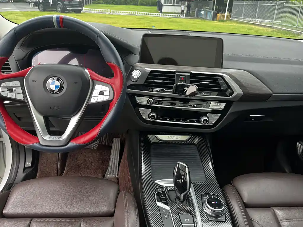 BMW X3 2021 xDrive28i Luxury Package