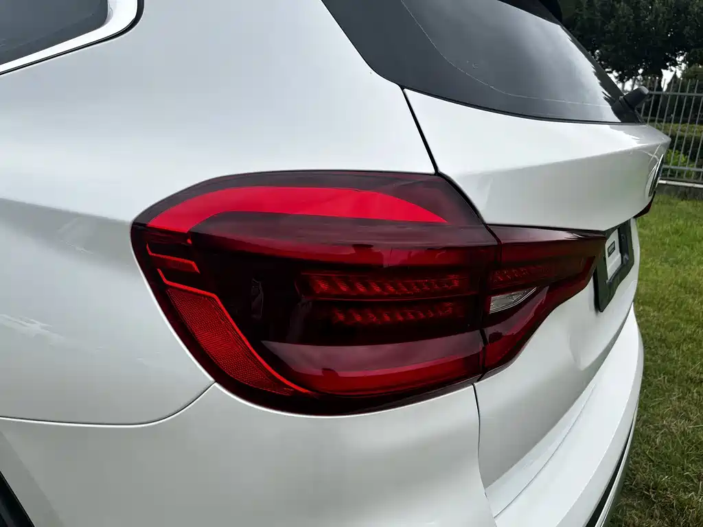 BMW X3 2021 xDrive28i Luxury Package