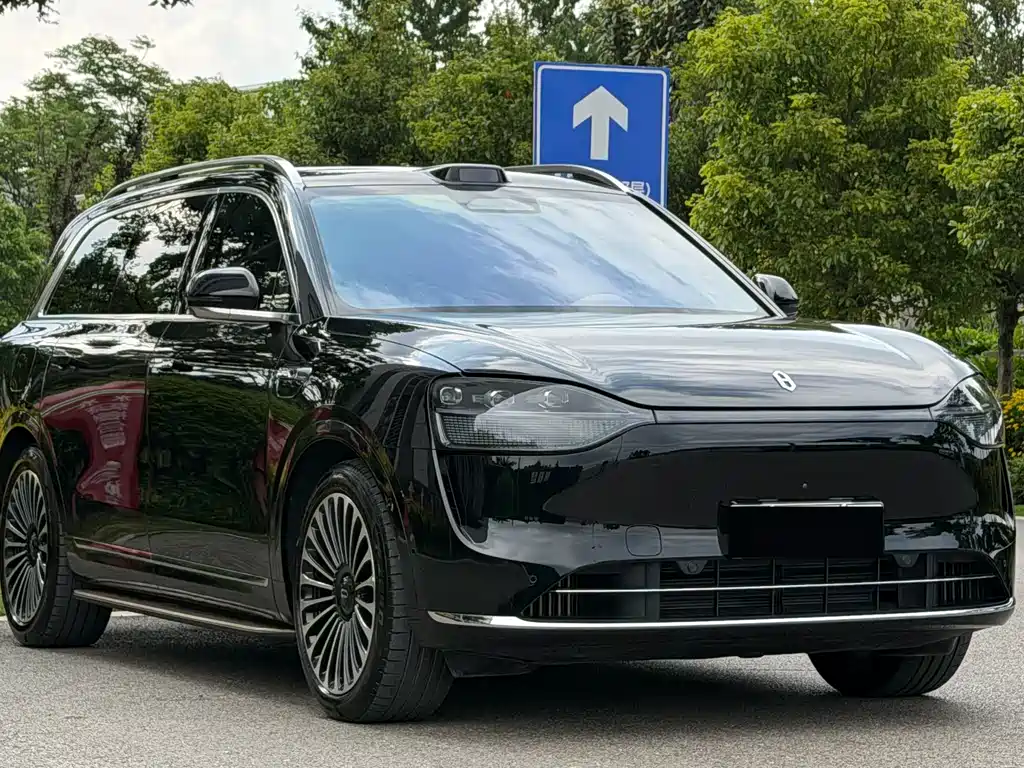 SWM M9 2024 Edition Range-Extended Max Version 42kWh 6-Seater Model