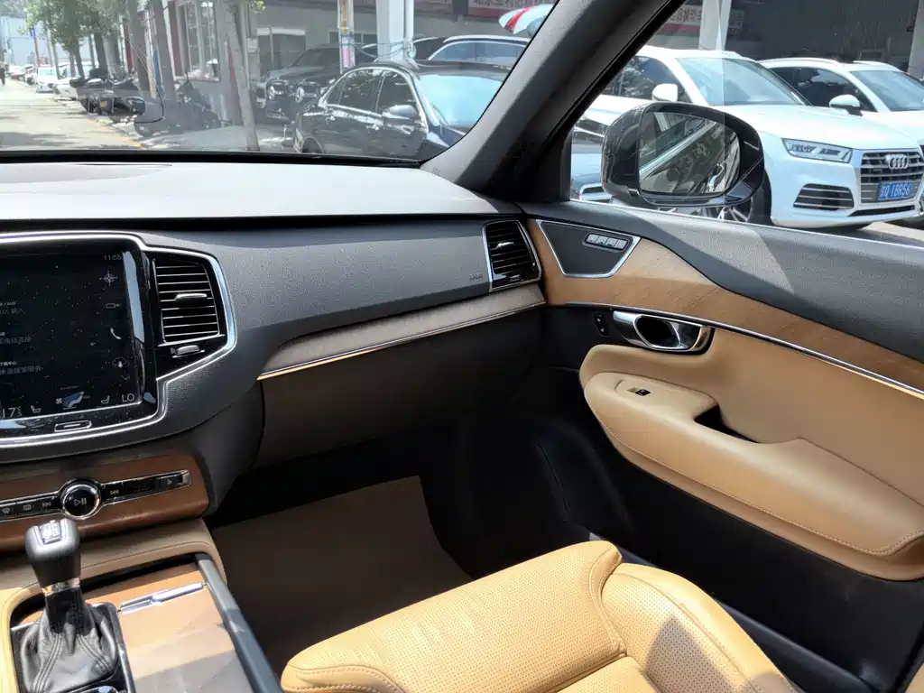 Volvo XC90 2017 T6 Intelligent Luxury Edition 5-seater