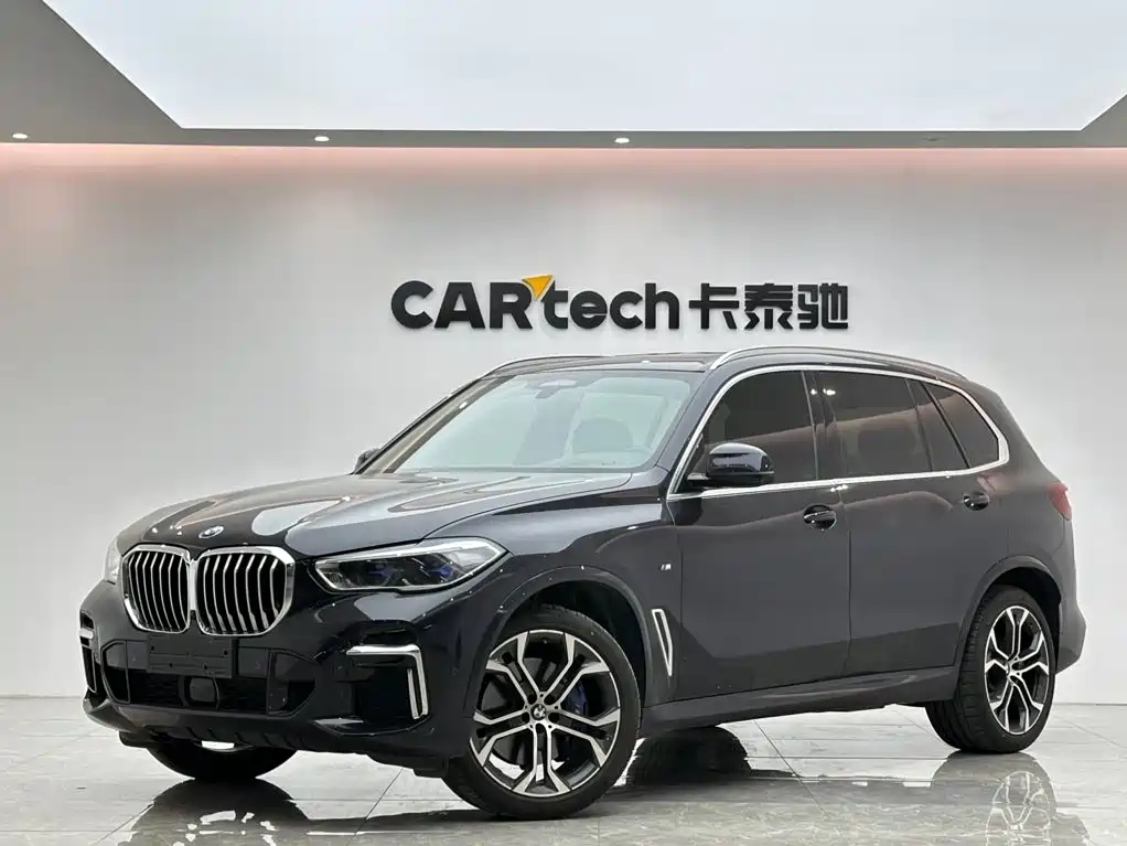 BMW X5 2022 xDrive 40Li M Sport Package