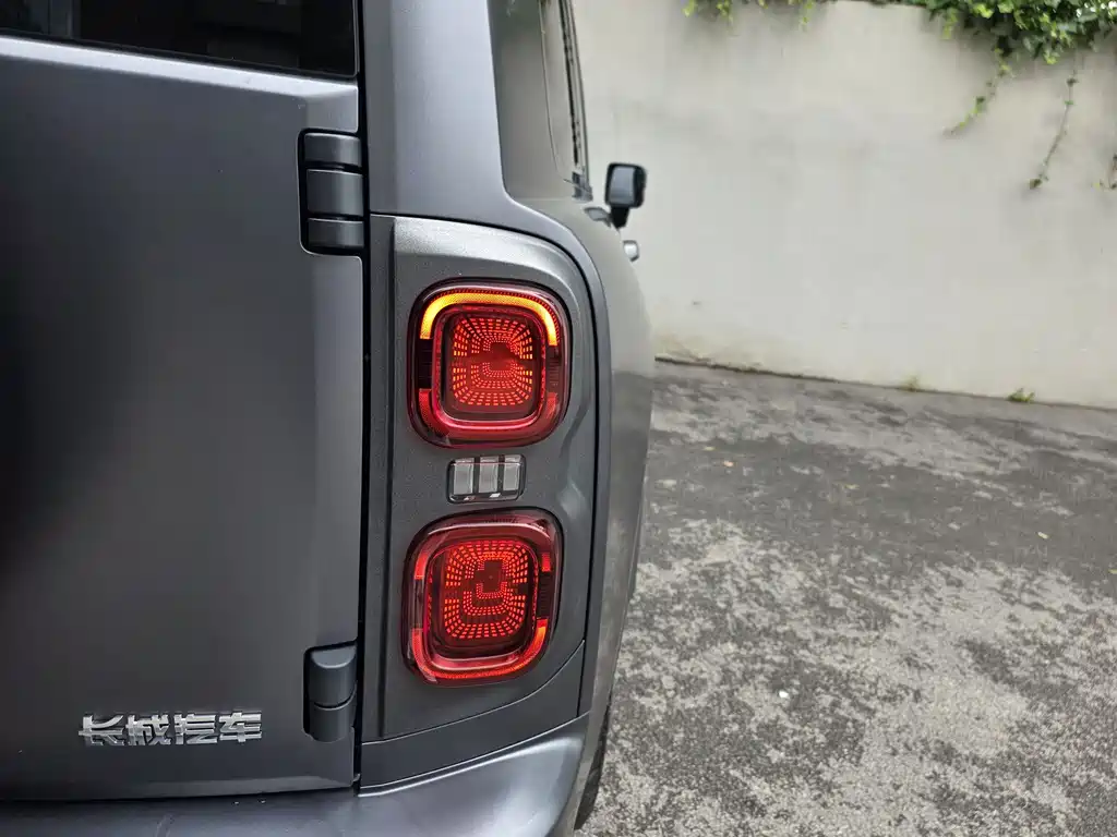 Haval H9 2024 Model 2.0T Gasoline 4WD Extreme Edition