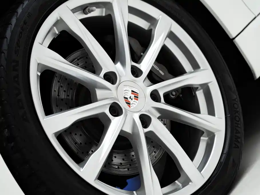 Porsche 718 Cayman 2.0T 2018 Model