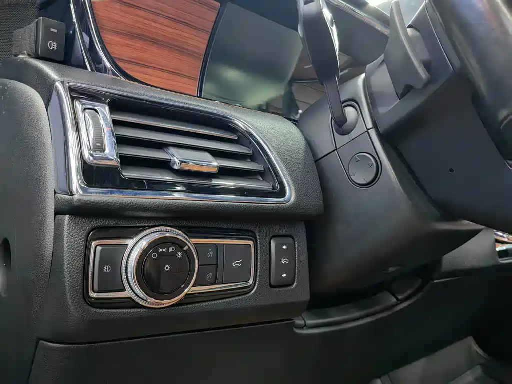 Navigator 2019 3.5T Presidential Edition National VI