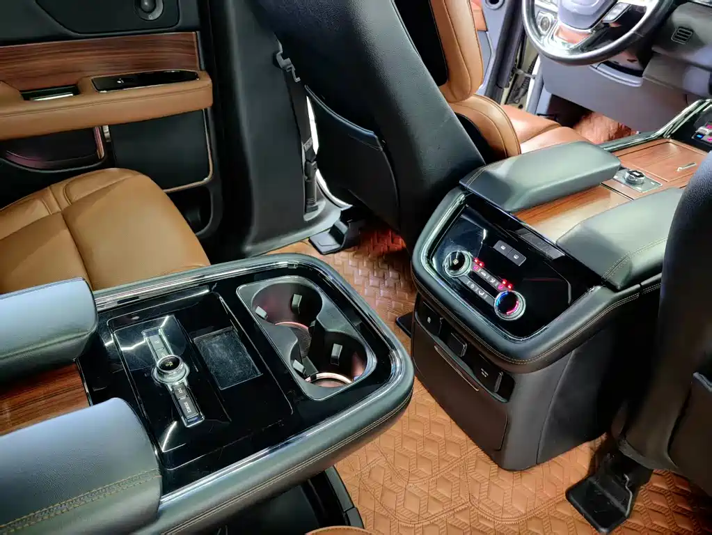 Navigator 2019 3.5T Presidential Edition National VI