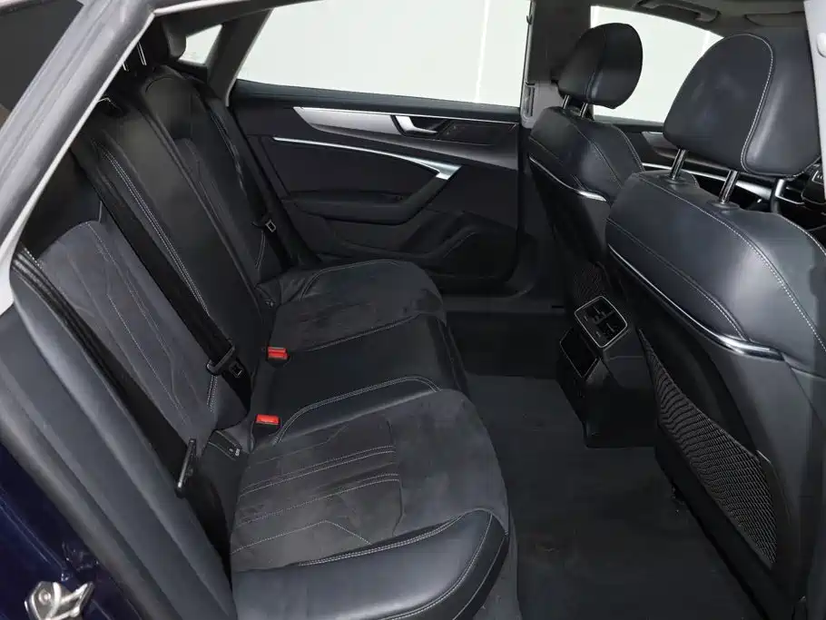 Audi A7L 2024 45TFSI S-line Zhumeng Edition Liucheng Package
