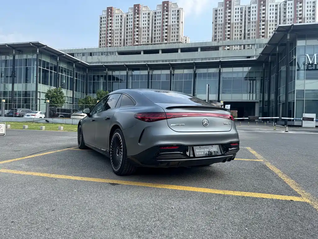 AMG EQS 53 4MATIC+ 2023